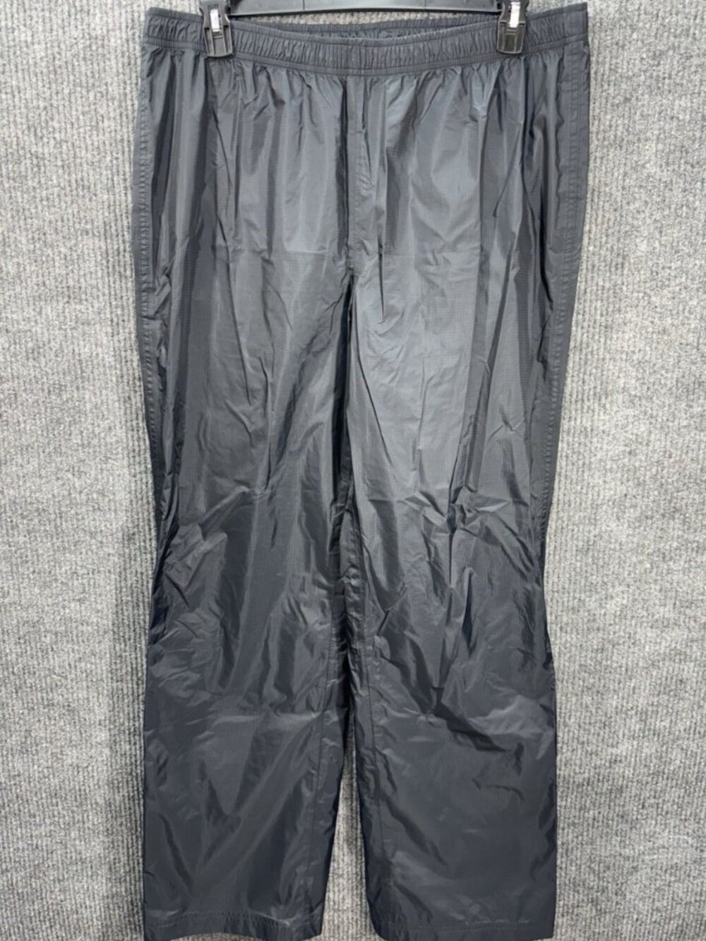L.L. Bean Pants Mens Large TALL Black Trail Model Rain Tek Hiking Nylon Zip Leg